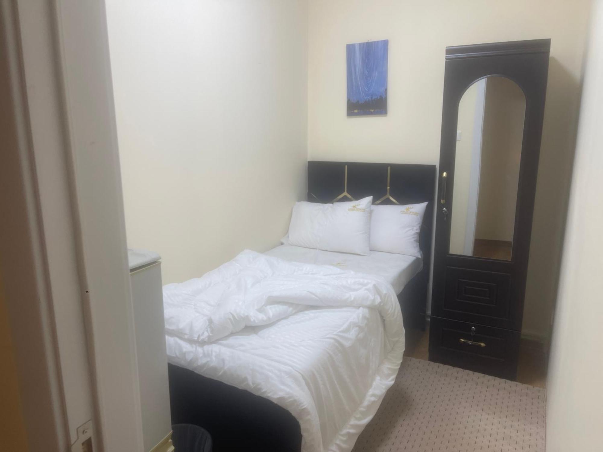 Four Stars Hostel Dubai Eksteriør billede
