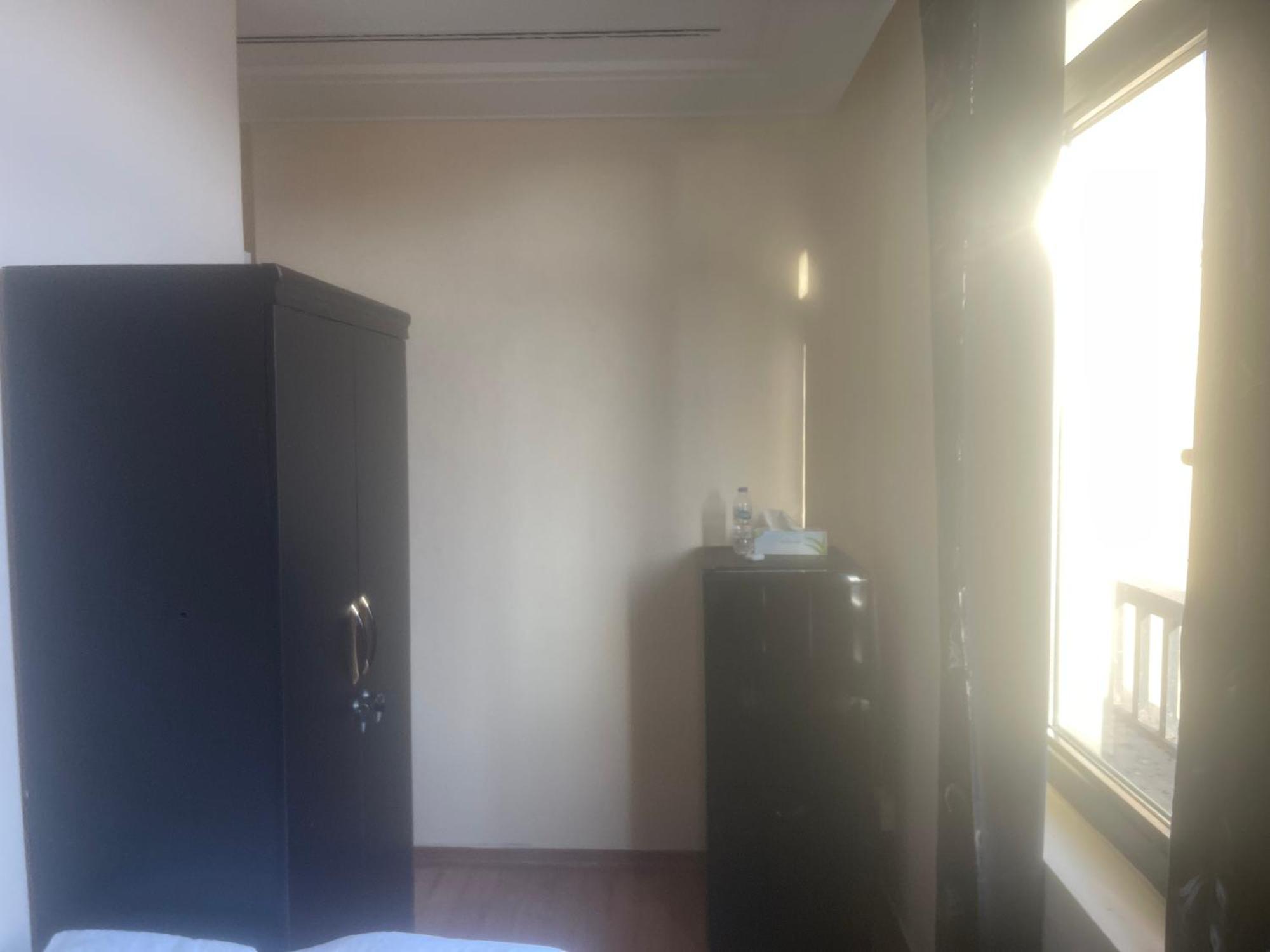 Four Stars Hostel Dubai Eksteriør billede