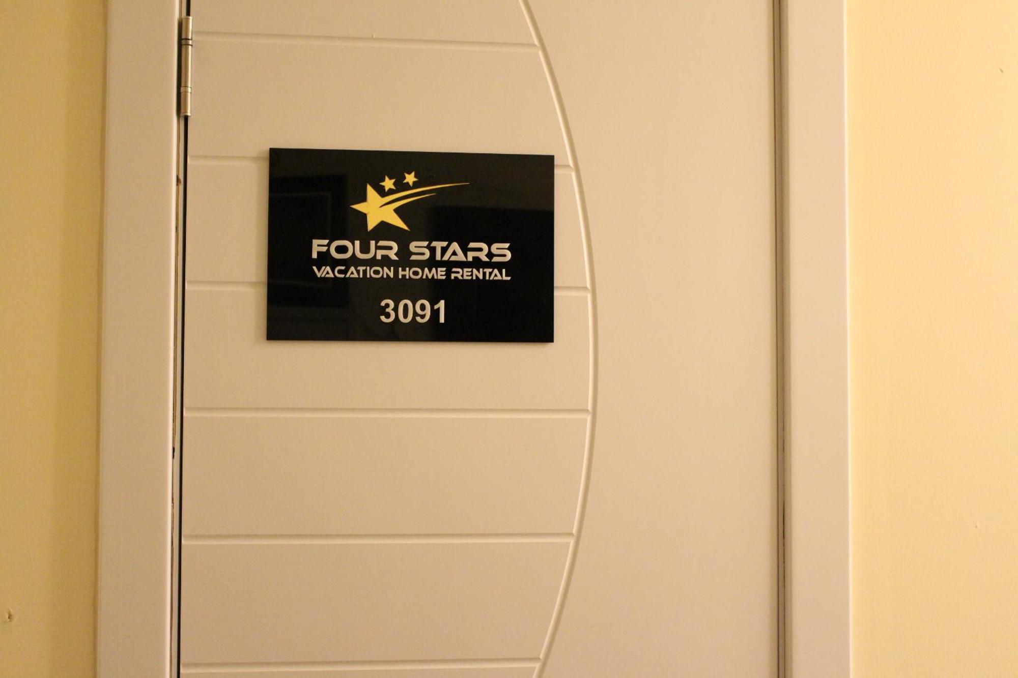 Four Stars Hostel Dubai Eksteriør billede