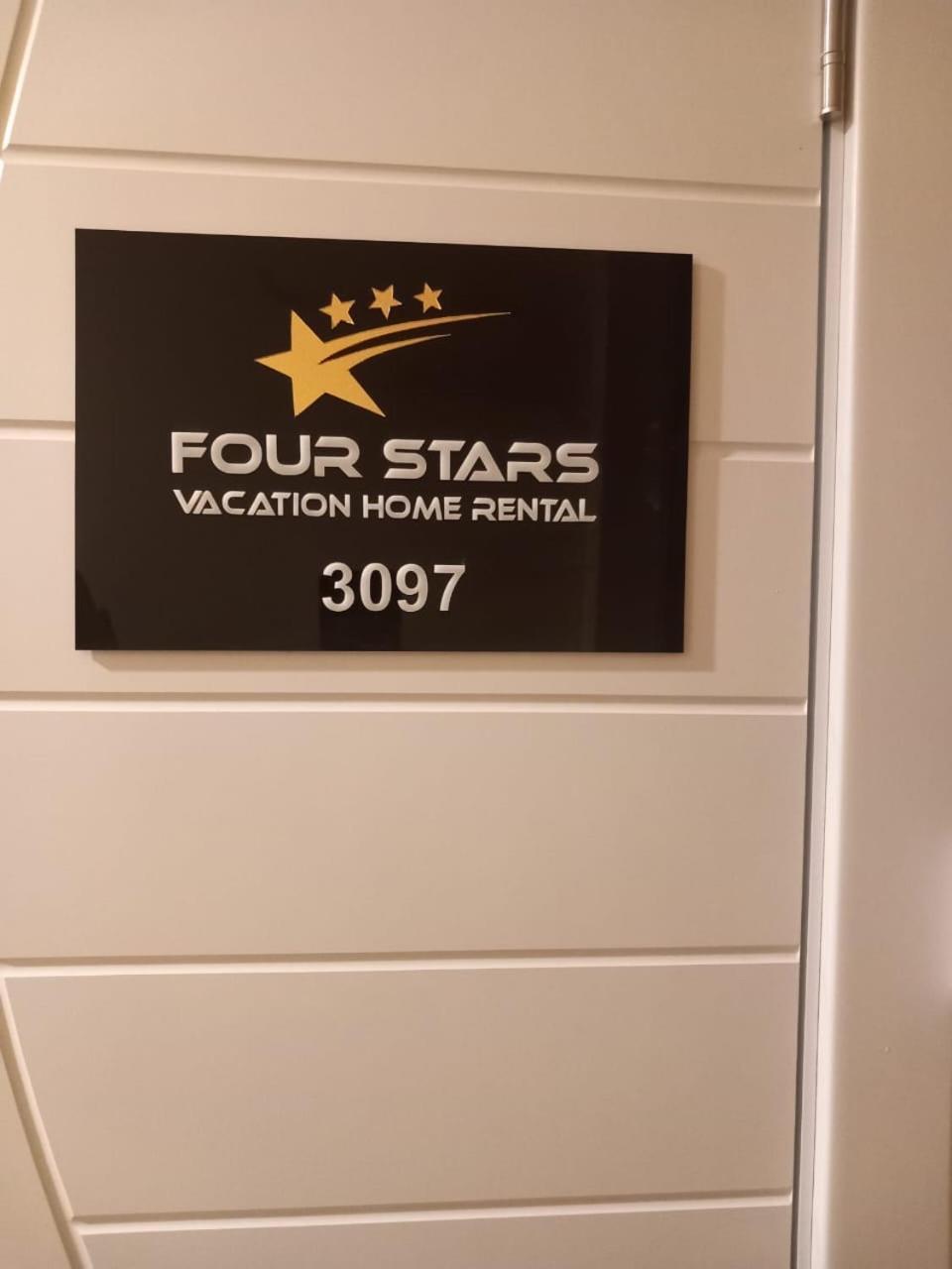 Four Stars Hostel Dubai Eksteriør billede