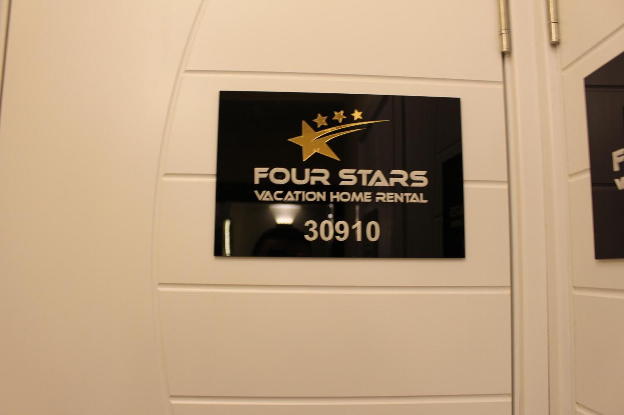 Four Stars Hostel Dubai Eksteriør billede